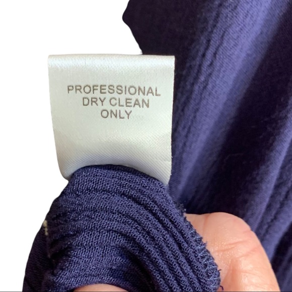 Joy Joy blue peasant blouse with embroidered detail size medium - Picture 7 of 7